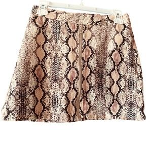 Altar'd State Snakeskin Mini Skirt Front Zip A-Line Fashionable Womens Skirt S S